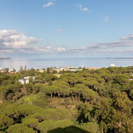 Cristo Rei Flat - Great Views By Homeful Homes Almada Exterior foto